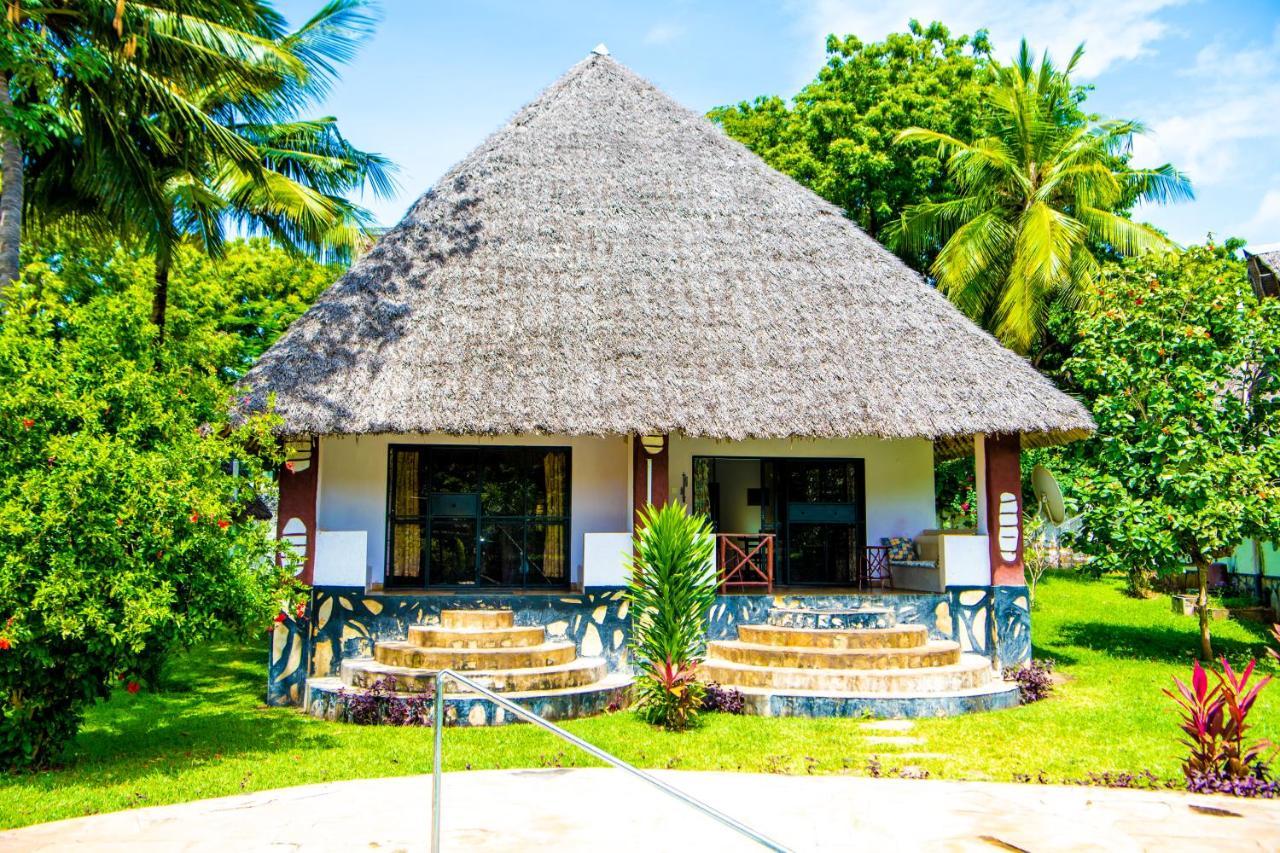 Oasis Diani Beach Villas Eksteriør billede
