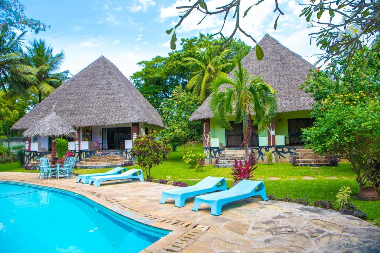 Oasis Diani Beach Villas Eksteriør billede