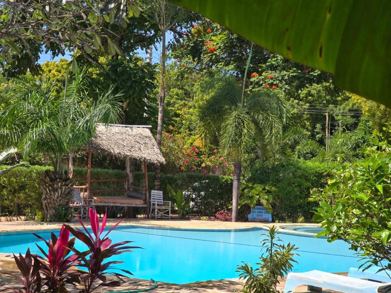 Oasis Diani Beach Villas Eksteriør billede