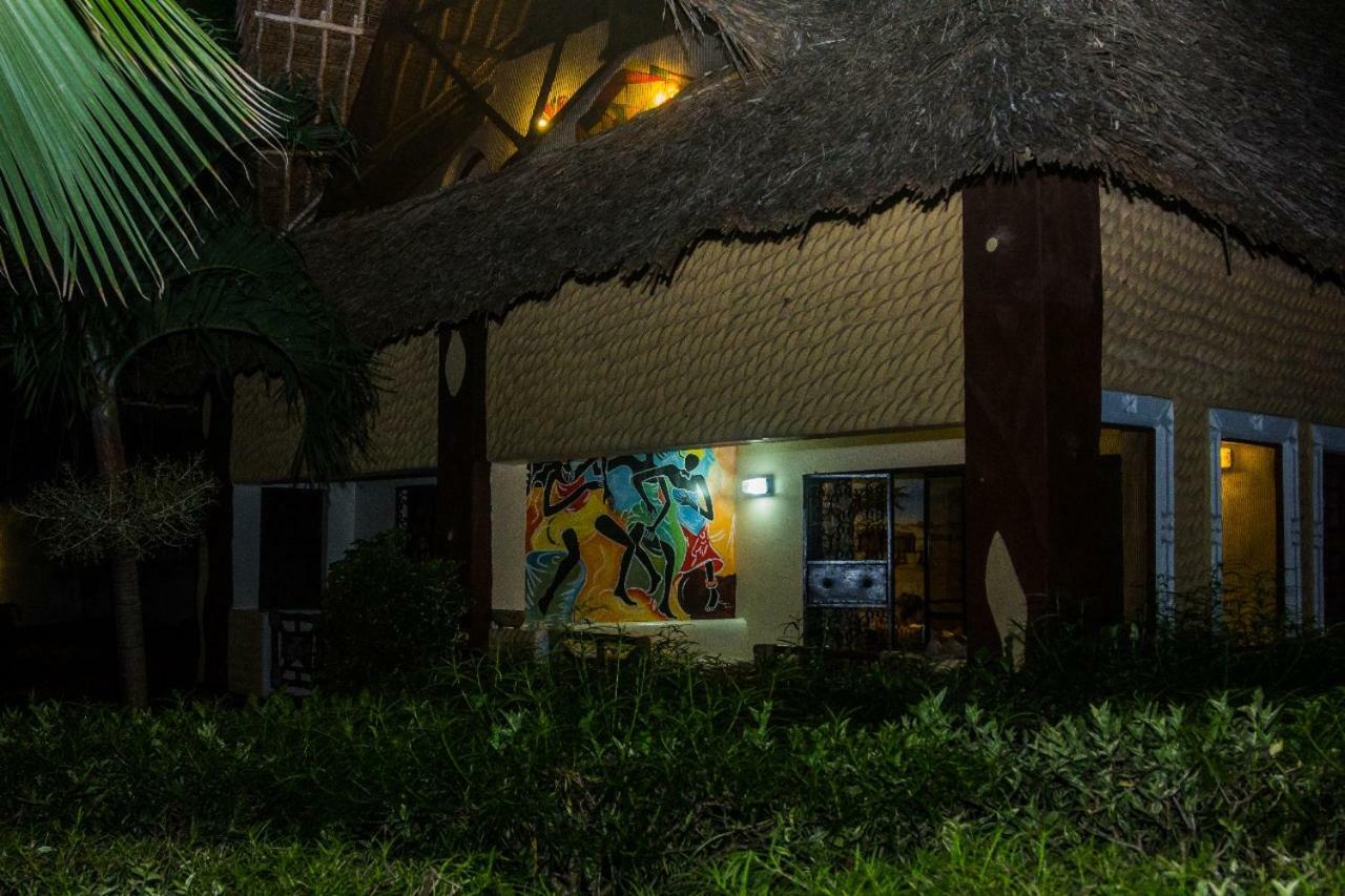 Oasis Diani Beach Villas Eksteriør billede